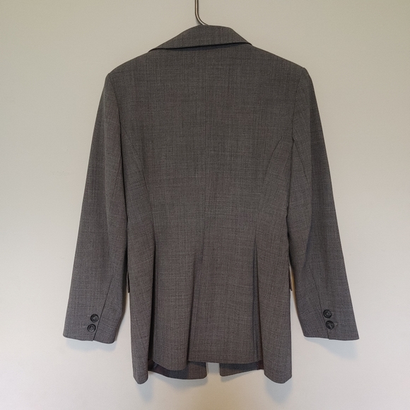 Mexx Gray Wool Blend Long 4 Button Blazer (Size 6) - Picture 2 of 8